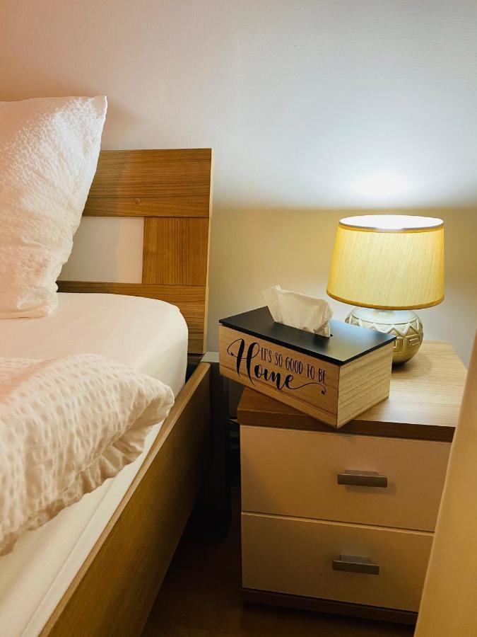 Sellada Apartament - Free Private Parking,Ac,Wi-Fi Carei Exterior foto